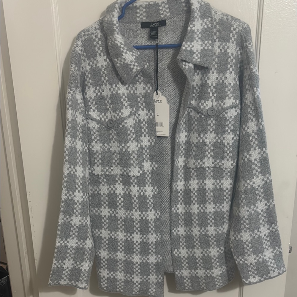 Love ever after Gray and White Plaid cardigan